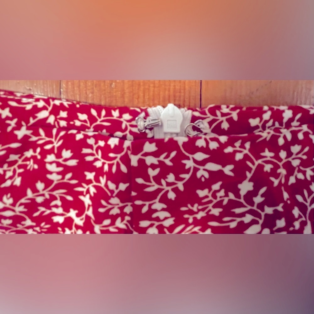 Drawstring Front Ruffle Hem Floral Mini Skirt. Size S - Picture 2 of 3